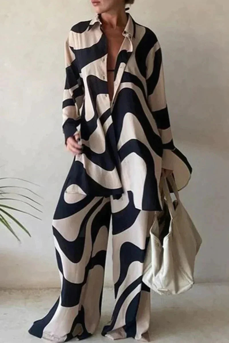 Novo | Vrouwenset met abstracte print - tweedelige top en broek met lange mouwen